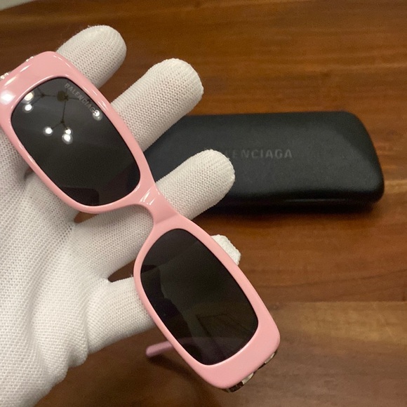New‼️ Balenciaga Eyewear - Picture 3 of 12
